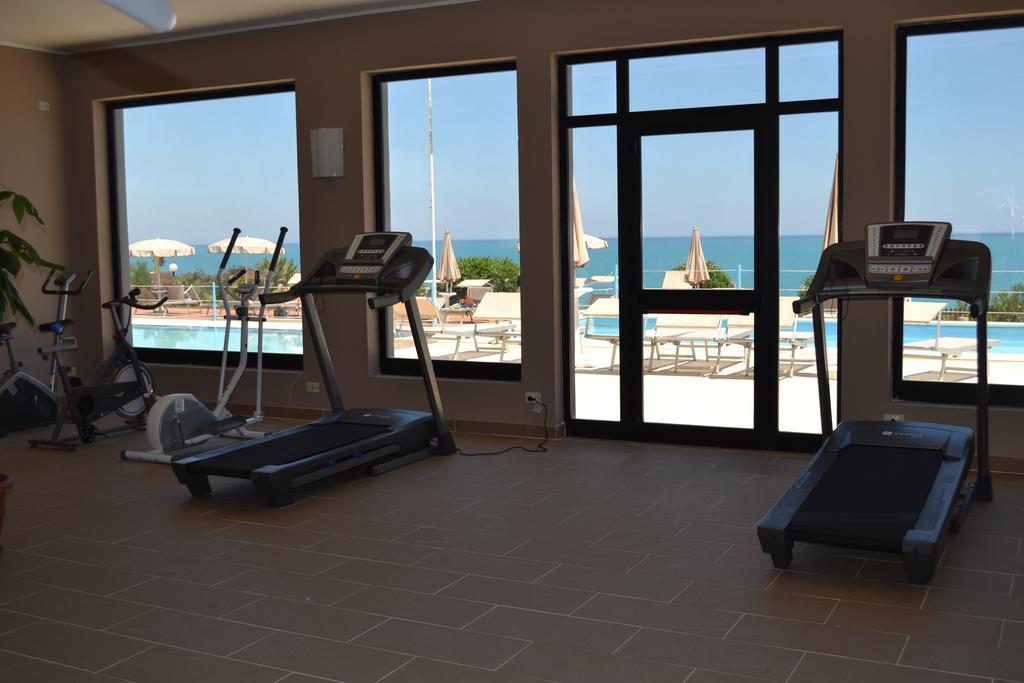 Hotel Club Helios Νότο Εξωτερικό φωτογραφία