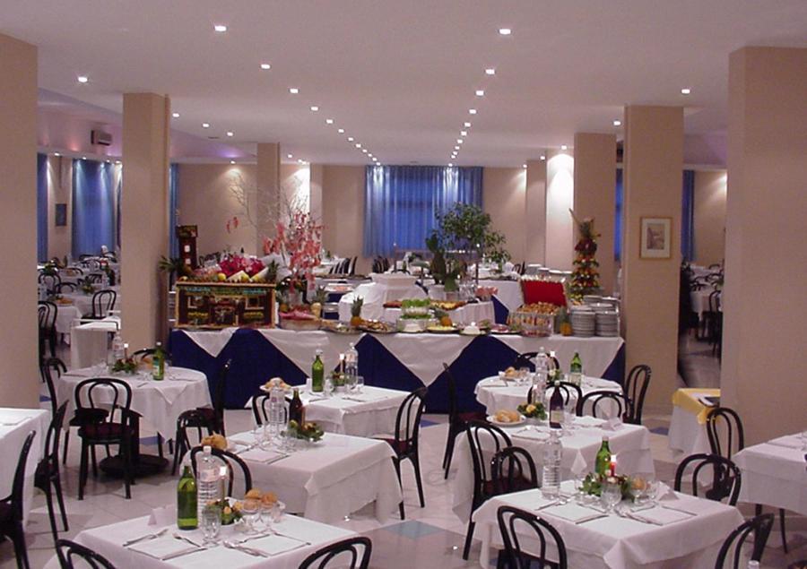 Hotel Club Helios Νότο Εξωτερικό φωτογραφία